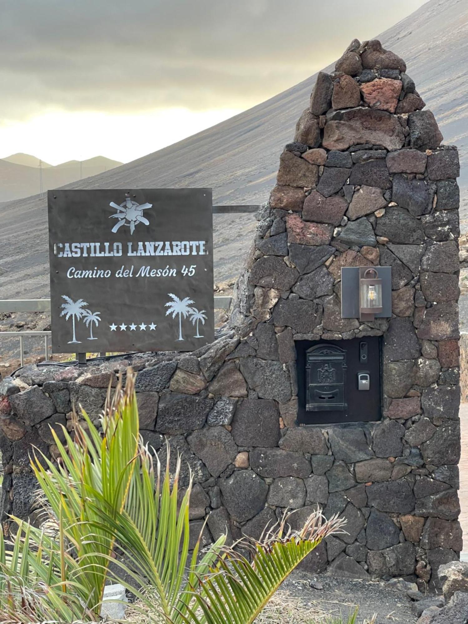 Castillo Lanzarote Villa Winni - Luxury Villa - Pet Friendly With Heated Pool La Asomada  Bagian luar foto