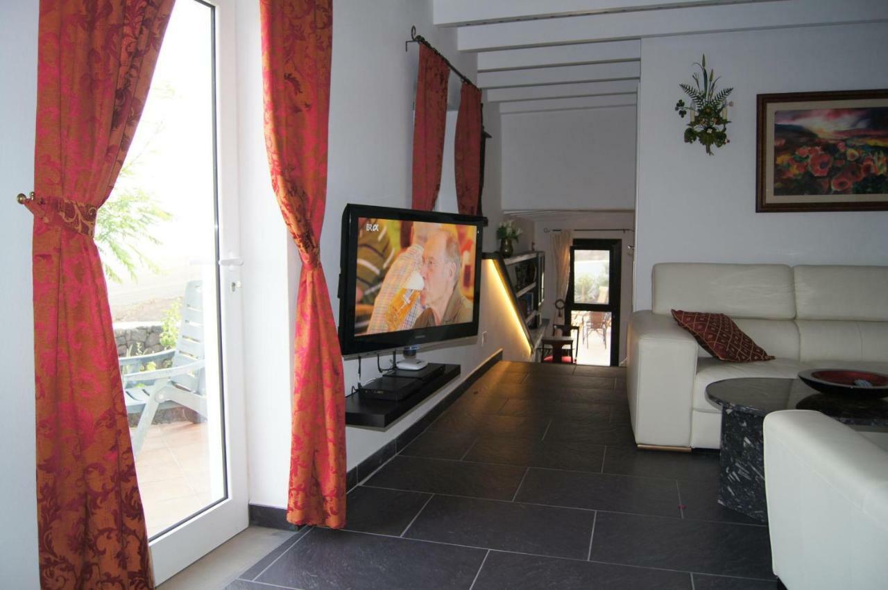 Castillo Lanzarote Villa Winni - Luxury Villa - Pet Friendly With Heated Pool La Asomada  Bagian luar foto